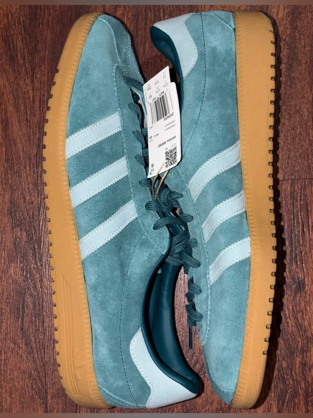 adidas low shoes